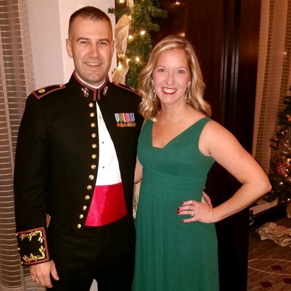 Meet your Posher, Carlee - Picture 1 of 1